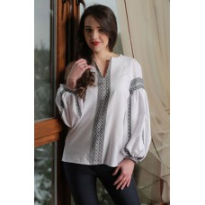 Embroidered blouse "Memory"